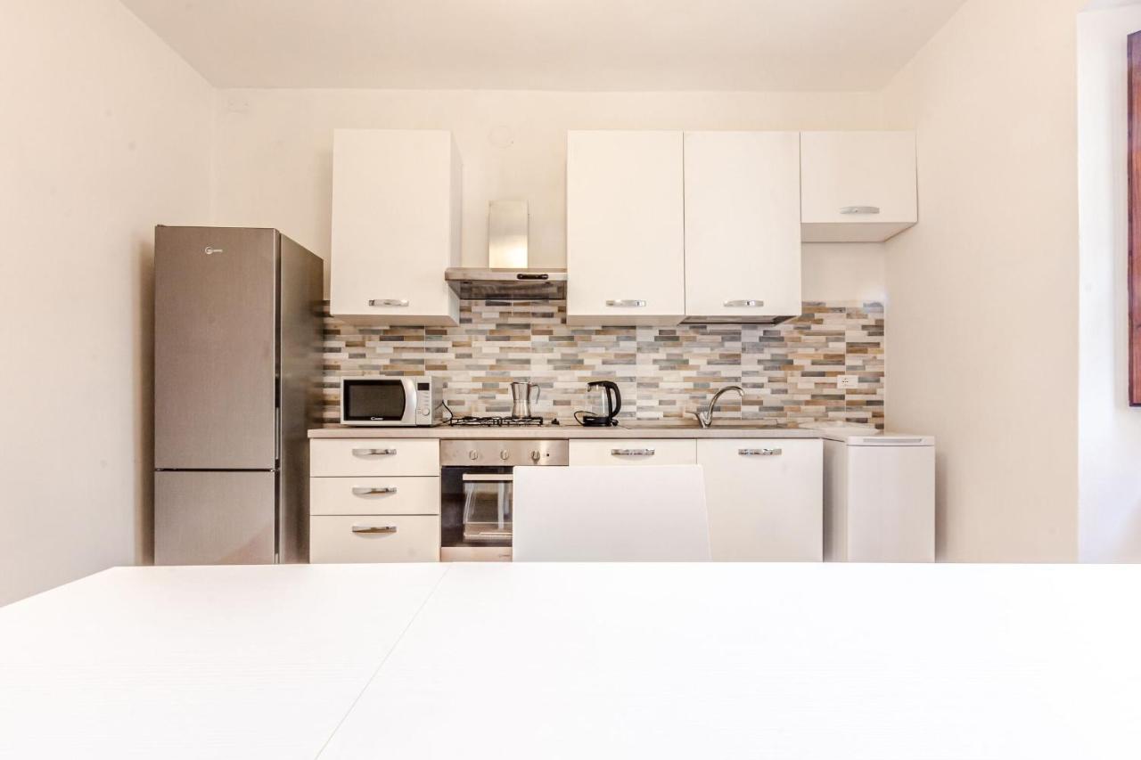 Appartamento Milton Con Terrazza Arezzo Exterior photo